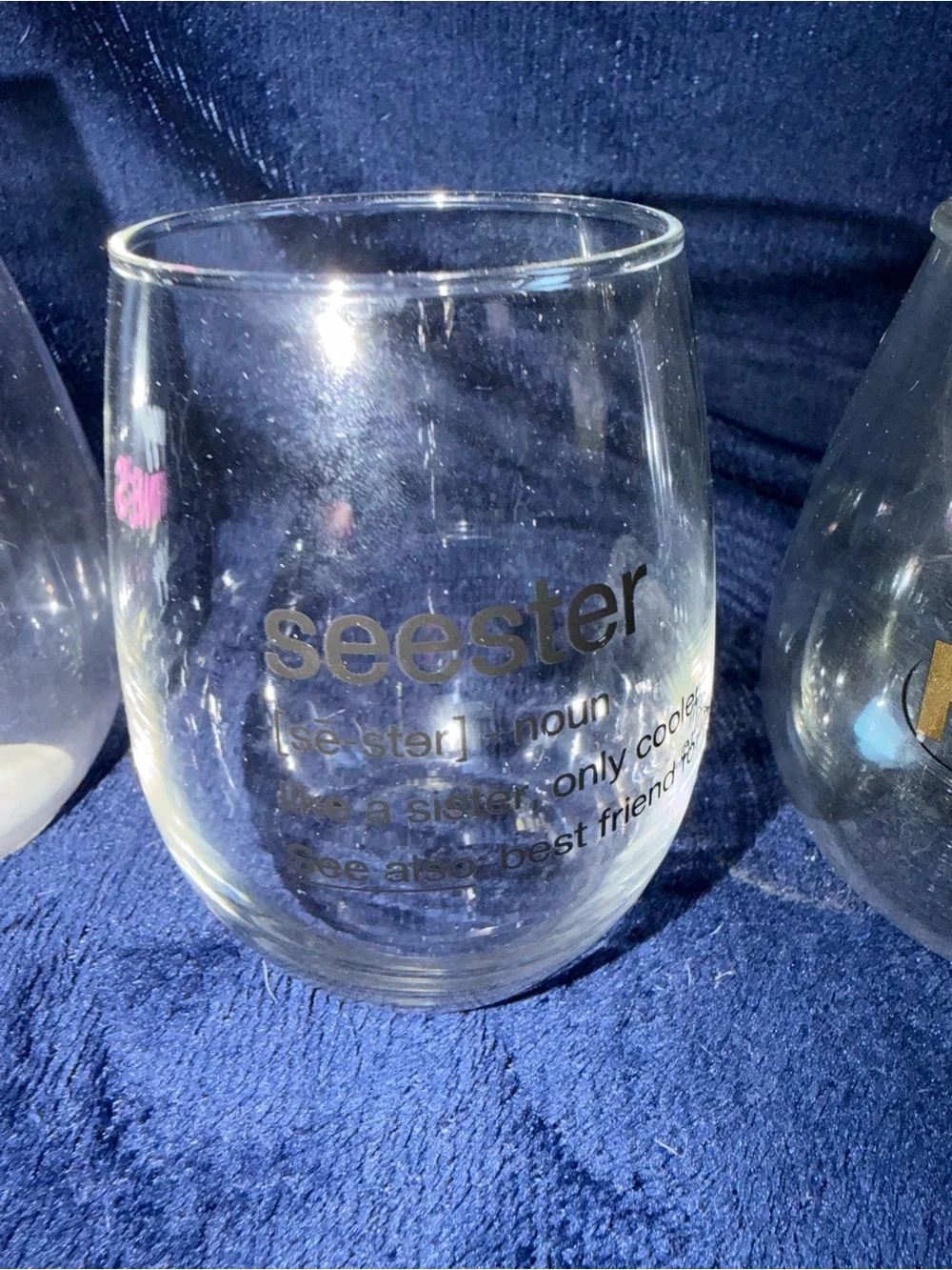 Clear Stemless Wine Glass - 'Happy Galentine's Day' Pink & White Accent